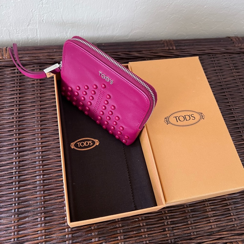 Tods credit card purse zip wallet